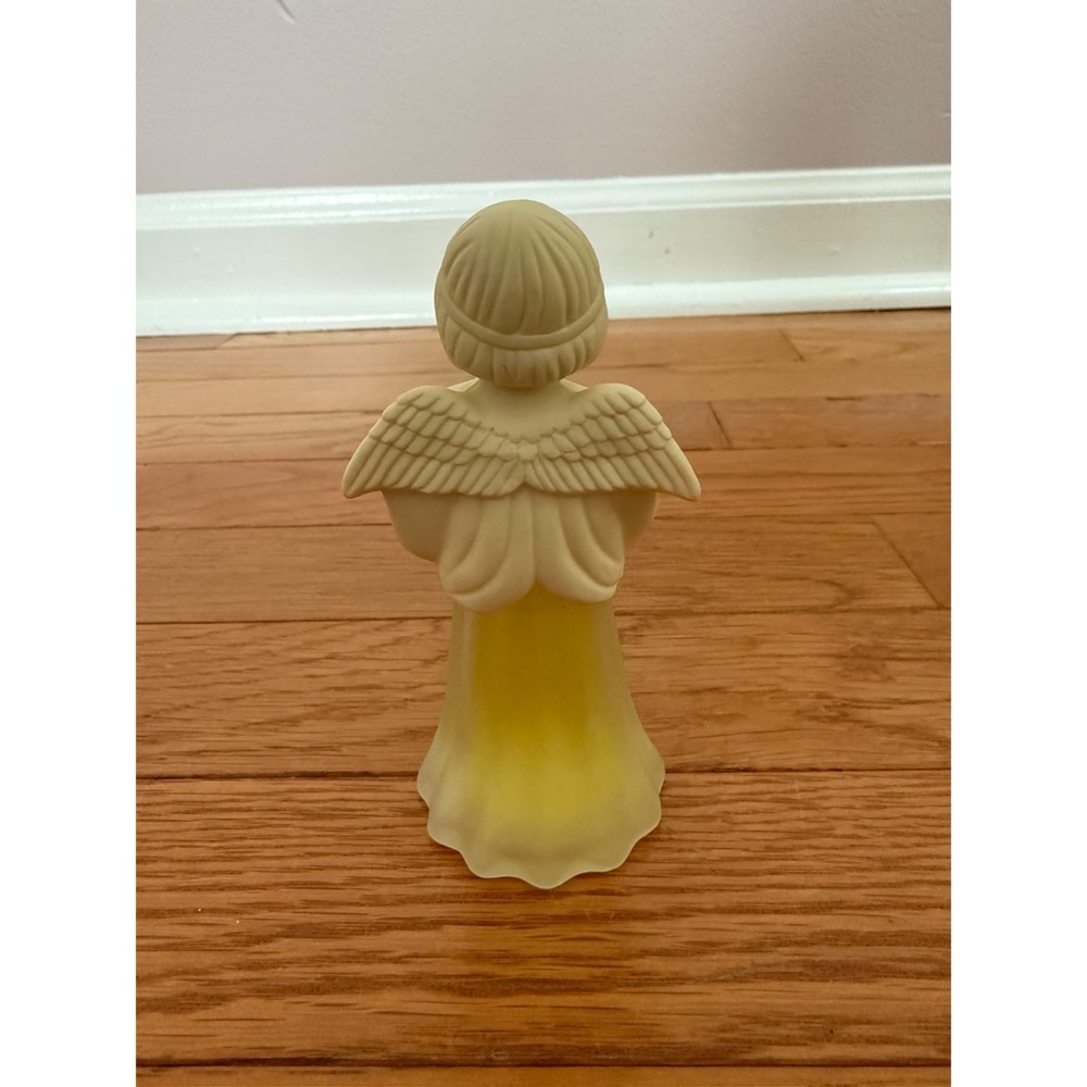 Avon Vintage 1979 Angel Song with Lyre Charisma Cologne - New in Box - Picture 3 of 6